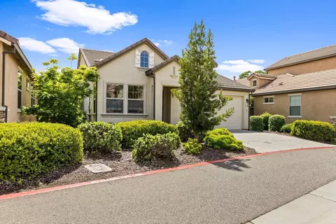 1049 Volonne Dr, Roseville, CA 95747