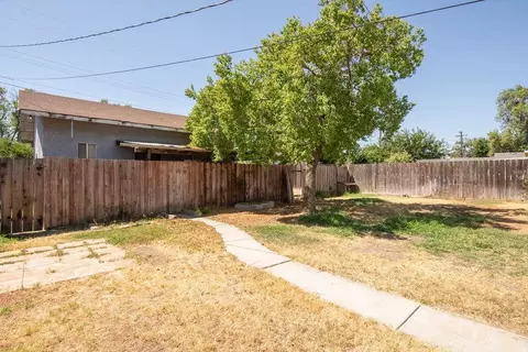 Exterior - 2218 Lambert St, Modesto, CA 95354 photo 5 of 8