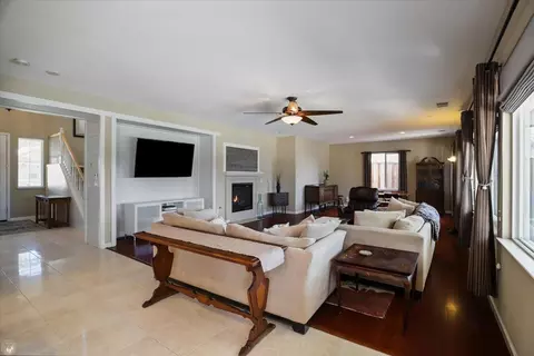 Living - 1338 Daisy Dr, Patterson, CA 95363 photo 1 of 8
