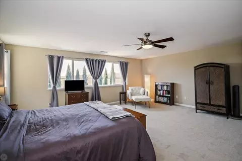 Bedroom - 1338 Daisy Dr, Patterson, CA 95363 photo 6 of 10
