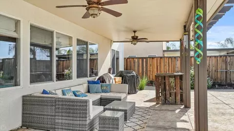 Exterior - 1338 Daisy Dr, Patterson, CA 95363 photo 17 of 17