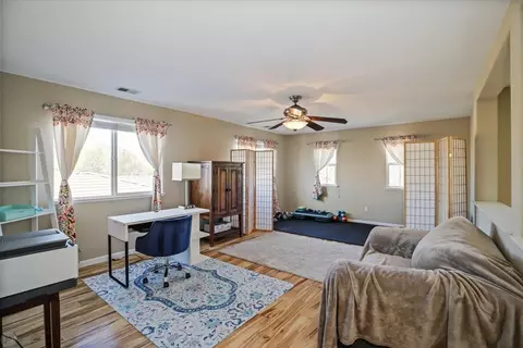 Living - 1338 Daisy Dr, Patterson, CA 95363 photo 7 of 8
