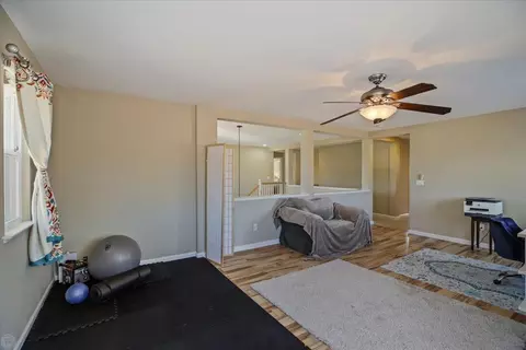 Bedroom - 1338 Daisy Dr, Patterson, CA 95363 photo 8 of 10