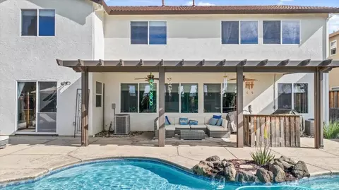 Exterior - 1338 Daisy Dr, Patterson, CA 95363 photo 15 of 17