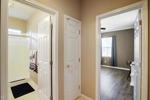 Entry Way - 1338 Daisy Dr, Patterson, CA 95363 photo 3 of 7