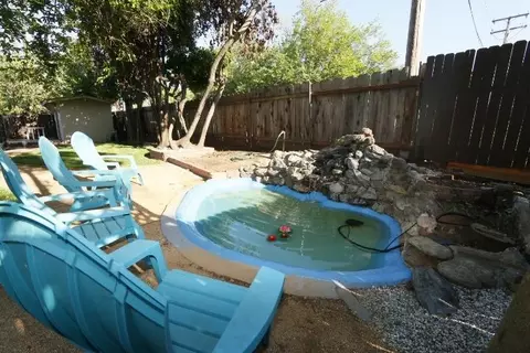Exterior - 4716 Donnie Lyn Way, Carmichael, CA 95608 photo 9 of 12
