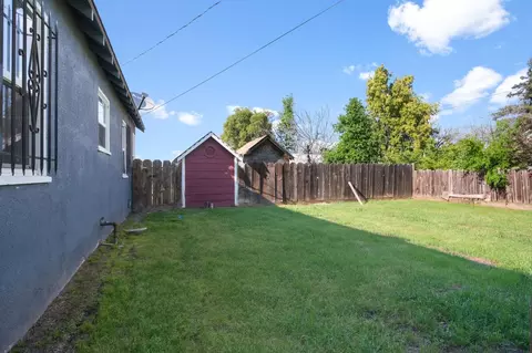 Exterior - 2259 E Childs Ave, Merced, CA 95341 photo 7 of 14