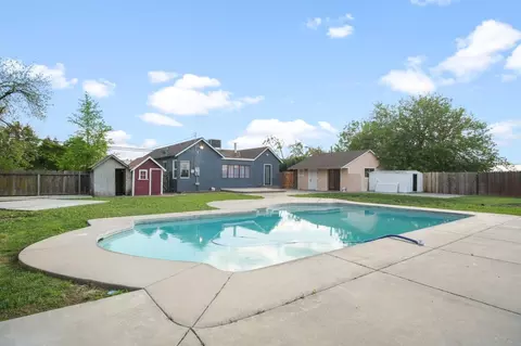 Exterior - 2259 E Childs Ave, Merced, CA 95341 photo 10 of 14
