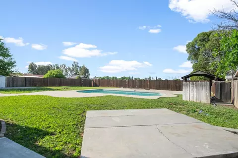 Exterior - 2259 E Childs Ave, Merced, CA 95341 photo 13 of 14