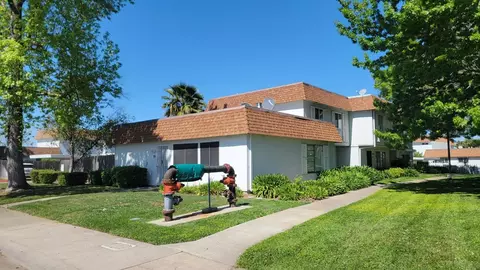 6227 Seyferth Way, Sacramento, CA 95823