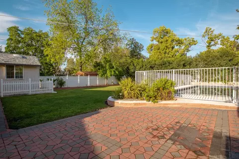 Exterior - 2412 Upham Ct, Carmichael, CA 95608 photo 26 of 27