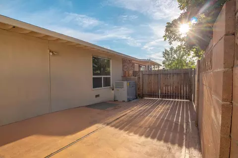 Exterior - 2412 Upham Ct, Carmichael, CA 95608 photo 23 of 27