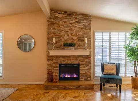 Living - 2412 Upham Ct, Carmichael, CA 95608 photo 5 of 9