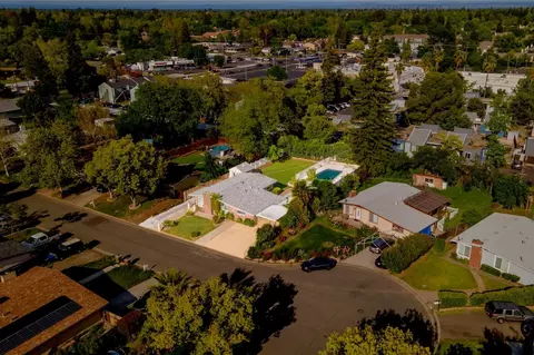 View/Area - 2412 Upham Ct, Carmichael, CA 95608 photo 2 of 2