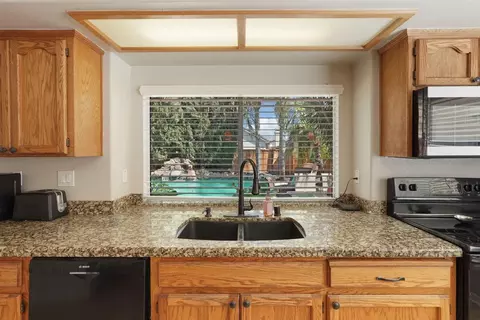 747 Hemmingway Ct, Tracy, CA 95376 photo 19