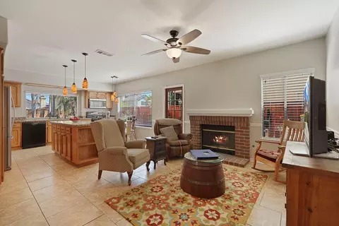 747 Hemmingway Ct, Tracy, CA 95376 photo 15