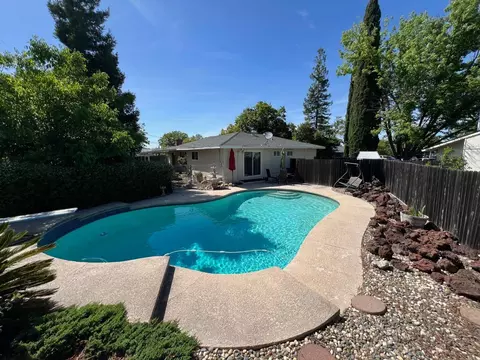2824 Swift Way, Sacramento, CA 95822