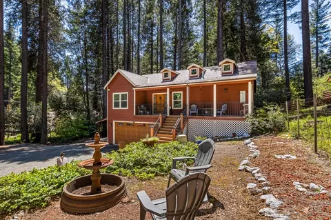 15831 Banner Quaker Hill Rd, Nevada City, CA 95959