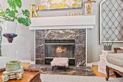 Living - 926 Lourence Dr, Tracy, CA 95376 photo 1 of 5