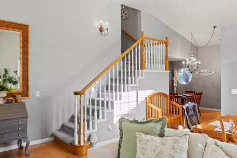 Entry Way - 926 Lourence Dr, Tracy, CA 95376 photo 2 of 2