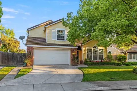 Exterior - 926 Lourence Dr, Tracy, CA 95376 photo 4 of 20