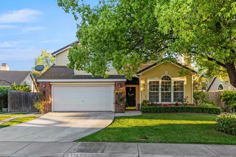 Exterior - 926 Lourence Dr, Tracy, CA 95376 photo 2 of 20