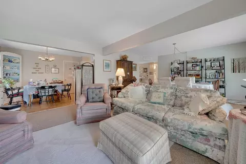 Living - 240 Judy Dr, Sutter Creek, CA 95685 photo 2 of 4