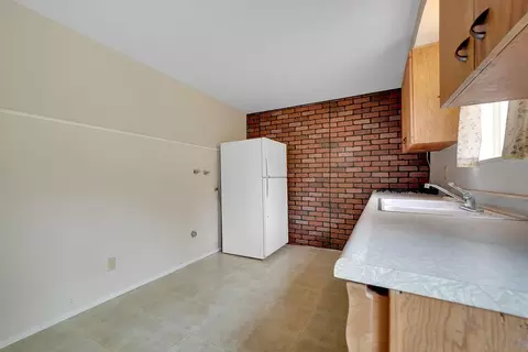 Kitchen - 240 Judy Dr, Sutter Creek, CA 95685 photo 6 of 6