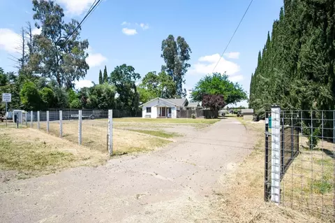 Other - 1905 E Santa Fe Dr, Merced, CA 95340 photo 2 of 5