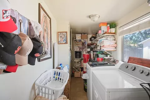 Bath - 1905 E Santa Fe Dr, Merced, CA 95340 photo 2 of 2