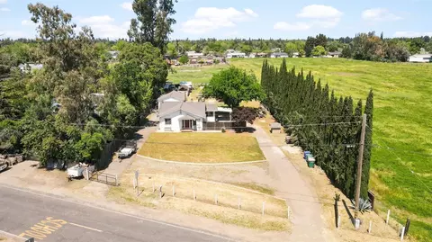 View/Area - 1905 E Santa Fe Dr, Merced, CA 95340 photo 2 of 4