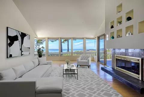 Living - 228 Peter Pan Rd, Carmel, CA 93923 photo 3 of 5