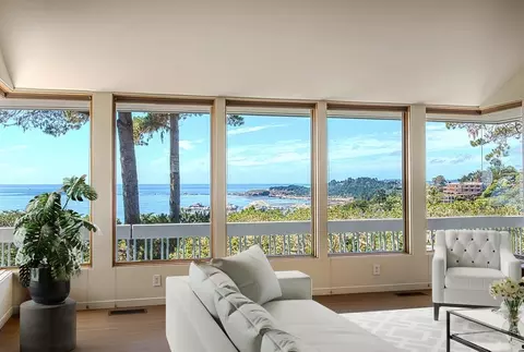 Bedroom - 228 Peter Pan Rd, Carmel, CA 93923 photo 1 of 10