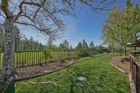 Exterior - 3519 Eskaton Dr, Placerville, CA 95667 photo 4 of 21