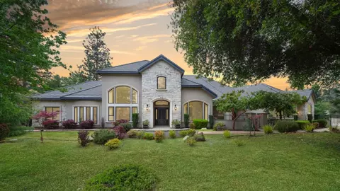 2647 Pinnacle View Dr, Meadow Vista, CA 95722