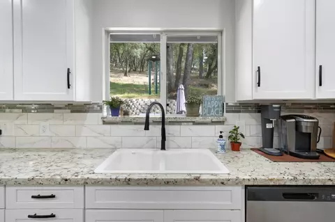 Kitchen - 3855 Nugget Ln, Placerville, CA 95667 photo 1 of 5