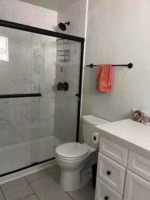 Bath - 3855 Nugget Ln, Placerville, CA 95667 photo 1 of 2