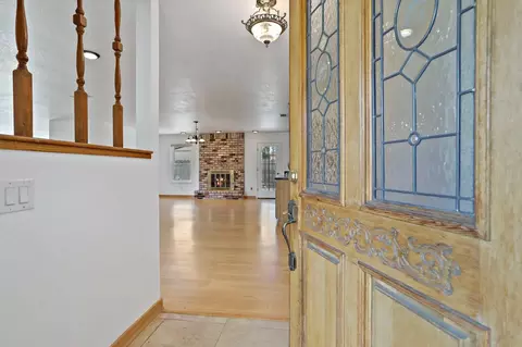 Entry Way - 1480 Titleist Way, Manteca, CA 95337 photo 2 of 4
