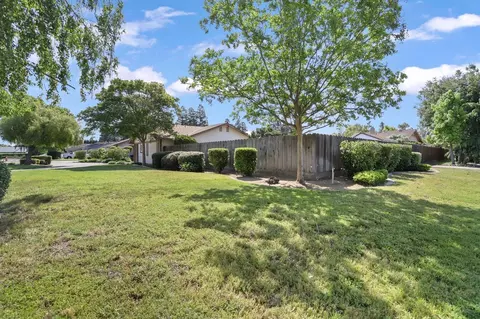 Exterior - 1480 Titleist Way, Manteca, CA 95337 photo 22 of 23