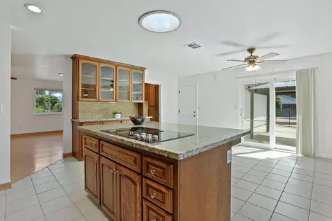 Kitchen - 1480 Titleist Way, Manteca, CA 95337 photo 2 of 6