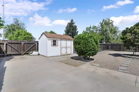 Exterior - 1480 Titleist Way, Manteca, CA 95337 photo 9 of 23