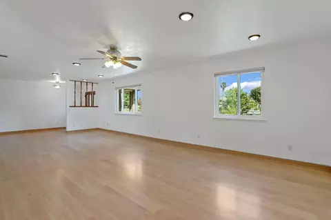 Living - 1480 Titleist Way, Manteca, CA 95337 photo 7 of 10