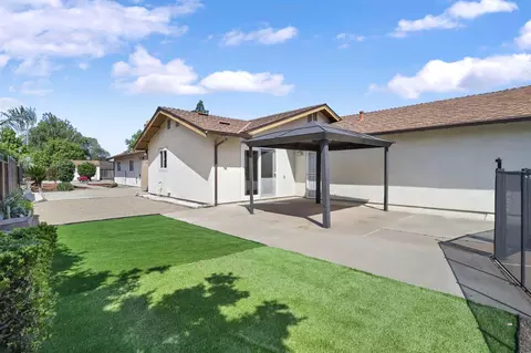 Exterior - 1480 Titleist Way, Manteca, CA 95337 photo 15 of 23