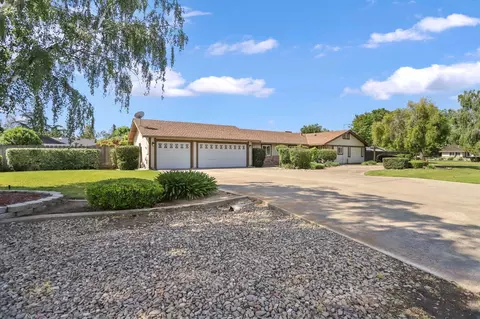 Exterior - 1480 Titleist Way, Manteca, CA 95337 photo 4 of 23