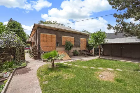 Exterior - 419 W Locust St, Lodi, CA 95240 photo 5 of 23