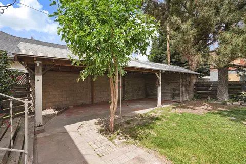 Exterior - 419 W Locust St, Lodi, CA 95240 photo 7 of 23