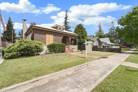 Exterior - 419 W Locust St, Lodi, CA 95240 photo 3 of 23