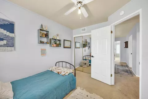 Bedroom - 5625 Summit Dr, Rocklin, CA 95765 photo 4 of 9