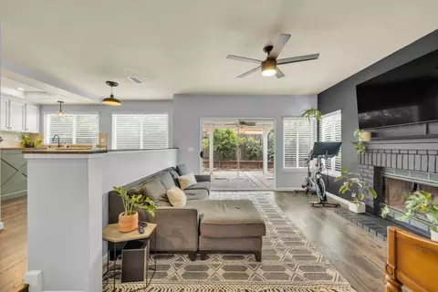 Living - 5625 Summit Dr, Rocklin, CA 95765 photo 3 of 5