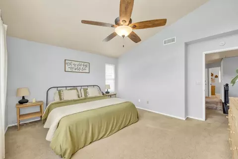 Bedroom - 5625 Summit Dr, Rocklin, CA 95765 photo 7 of 9